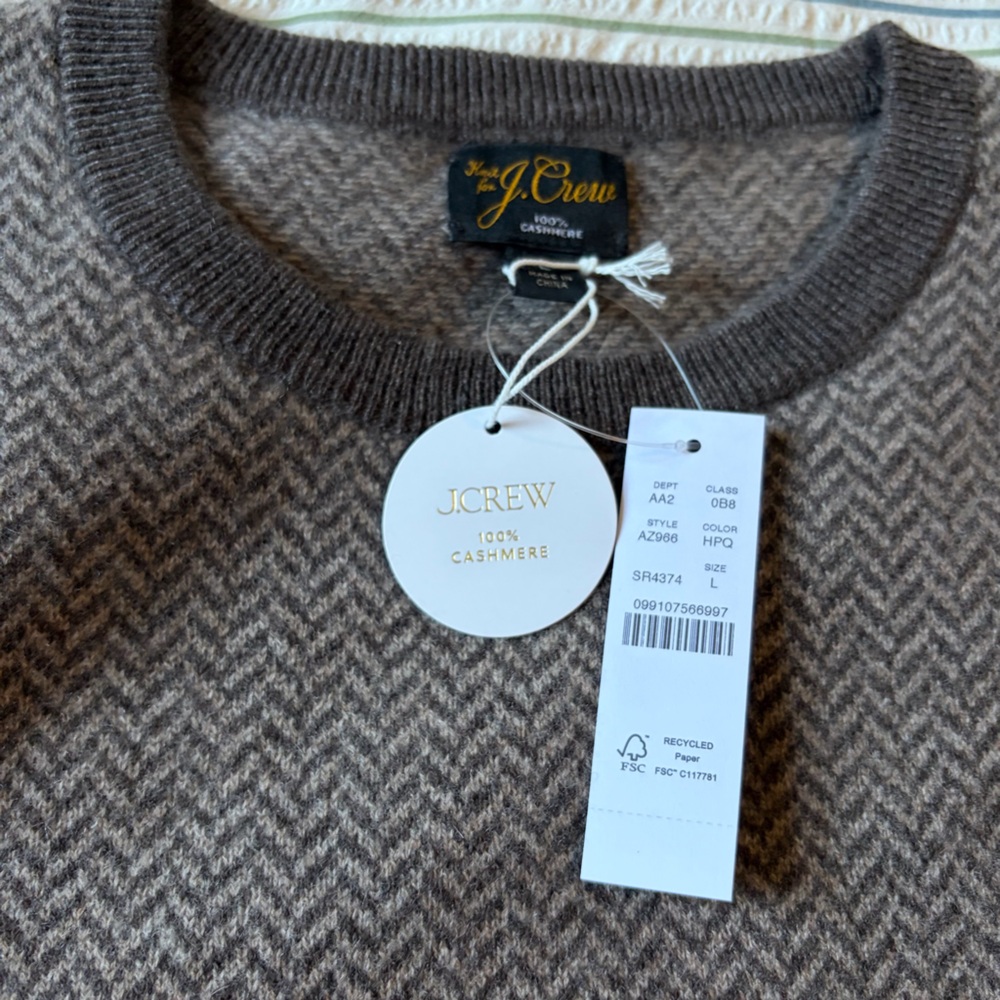 J. Crew Cashmere herringbone jacquard crewneck sweater, brown, Men's Large - Picture 3 of 4